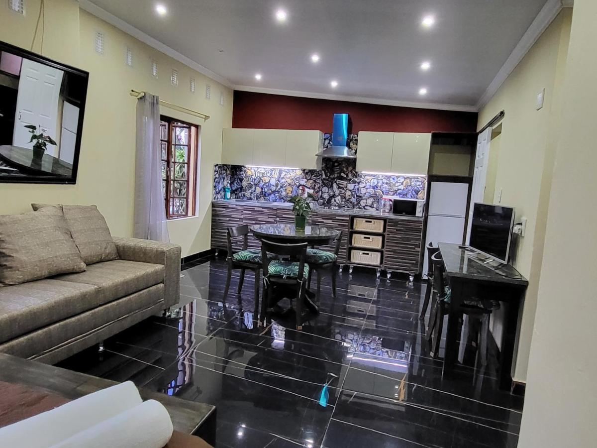 Aparthotel Gem Of Manor Drive Durban Exterior foto